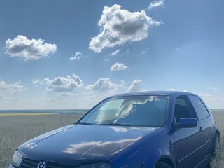 1999 Volkswagen Golf IV, голубой, 200000 рублей, вид 3