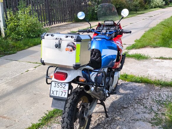 1993 Honda XRV 750 Africa Twin, белый, 500000 рублей - вид 4