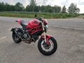 2011 Ducati Monster 1100, красный - вид 2