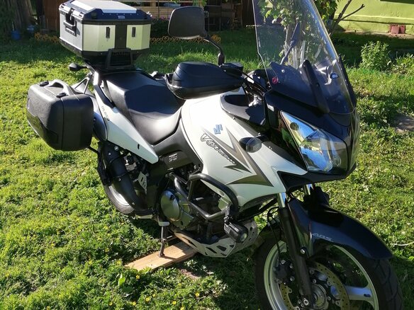 2010 Suzuki V-Strom DL 650, белый - вид 2