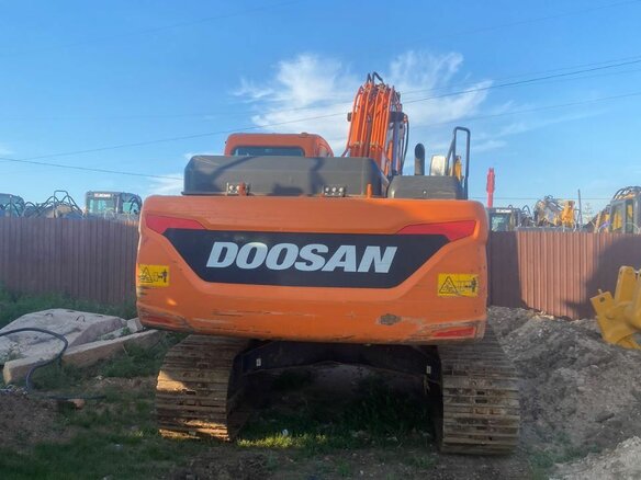 2021 Doosan DX, оранжевый, 9800000 рублей - вид 6