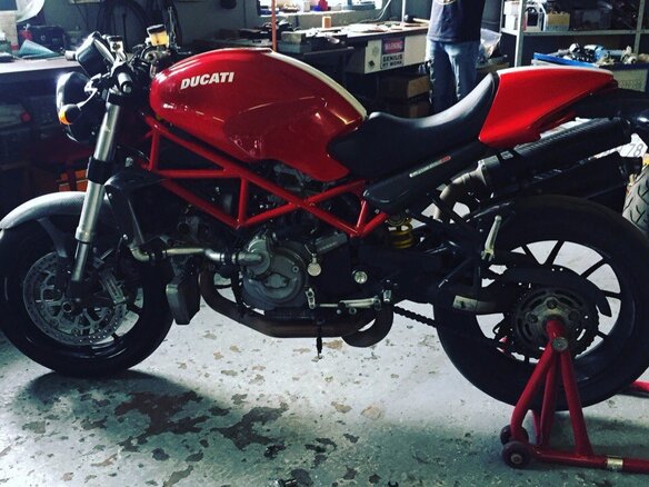 2006 Ducati Monster S4, красный