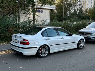 2002 BMW 3 серии 320i IV (E46) Рестайлинг, белый, 590000 рублей, вид 5