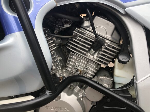 2000 Honda XL600V Transalp, серебристый - вид 18