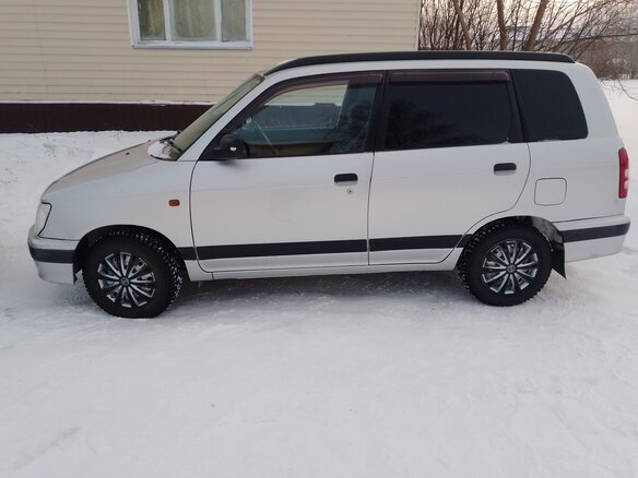 1999 Daihatsu Pyzar I Рестайлинг, серебристый, 400000 рублей - вид 3