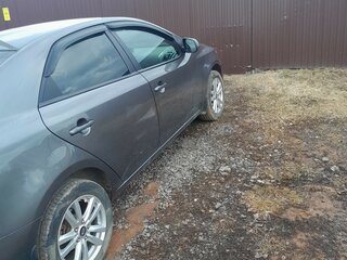 2013 Kia Cerato 6-speed II, серый, 780000 рублей, вид 4