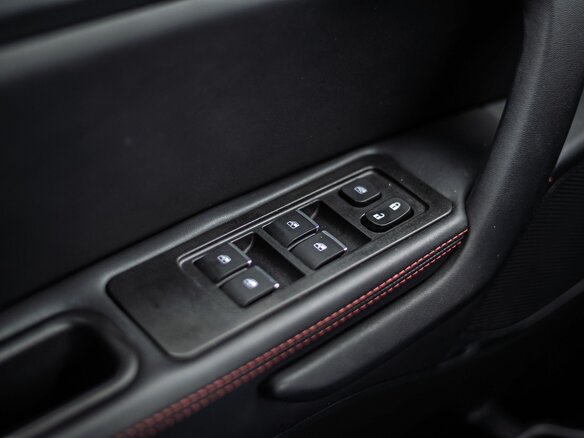 2024 JAC JS3, серый, 1447000 рублей - вид 9