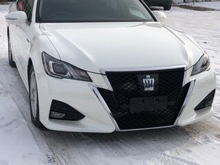 2017 Toyota Crown XIV (S210) Рестайлинг, белый, 3050000 рублей, вид 3
