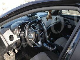 2011 Chevrolet Cruze I, чёрный, 630000 рублей - вид 2