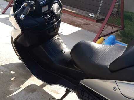1998 Suzuki Burgman (SkyWave) 400, серебристый, 170000 рублей, вид 4