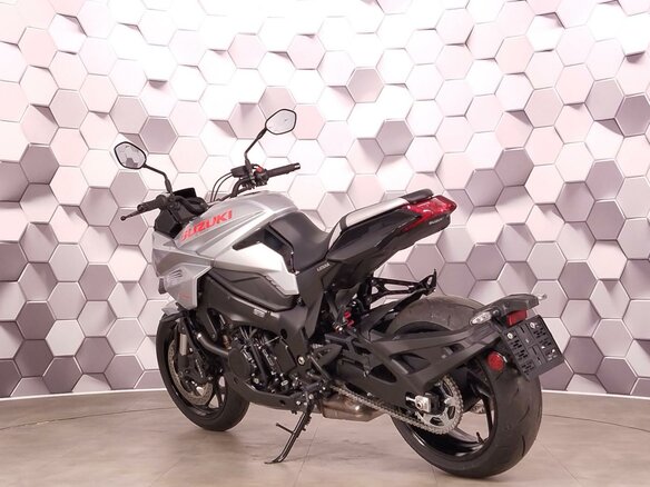 2020 Suzuki GSX-S 1000S Katana, серебристый, 1177000 рублей - вид 7
