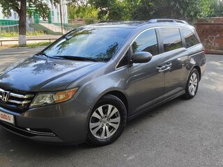 2017 Honda Odyssey (North America) IV, серый, 2570000 рублей, вид 3