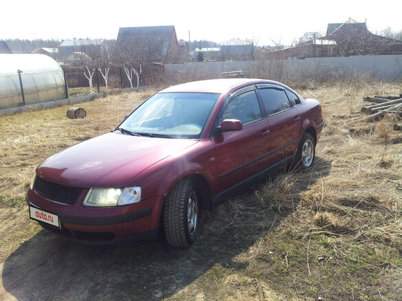 1999 Volkswagen Passat B5, красный - вид 6