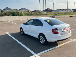 2018 Skoda Rapid I Рестайлинг, белый, 1480000 рублей, вид 5