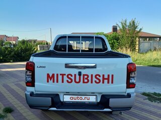 2023 Mitsubishi L200 V Рестайлинг, белый, 3500000 рублей, вид 4