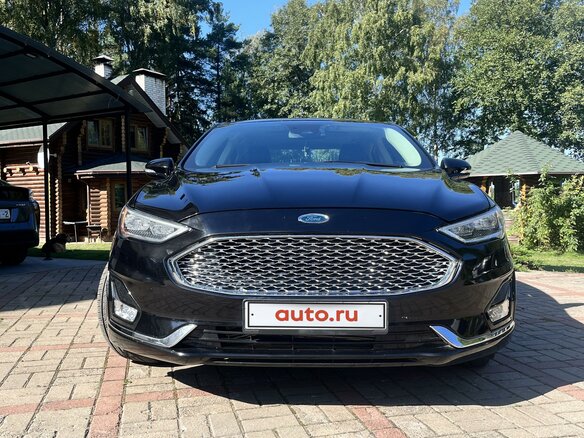 2020 Ford Fusion (North America) II Рестайлинг, чёрный, 1935000 рублей