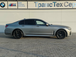 2019 BMW 7 серии 730d xDrive VI (G11/G12) Рестайлинг, серый, 5300000 рублей, вид 4