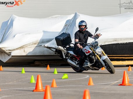 2016 BMW R 1200 R, белый, 710000 рублей, вид 2