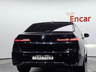 2025 BMW 7 серии 740d xDrive VII (G70), чёрный, 12812595 рублей, вид 3