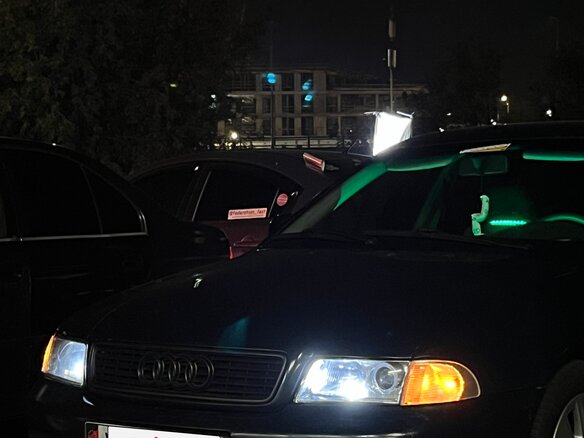 1996 Audi A4 I (B5), зелёный, 330000 рублей - вид 1