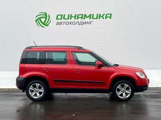 2012 Skoda Yeti I, красный, 780000 рублей, вид 4