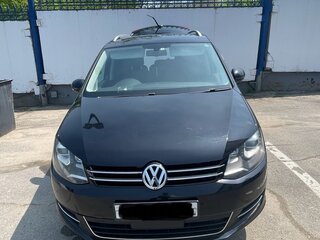 2013 Volkswagen Sharan II, чёрный, 1250000 рублей, вид 3