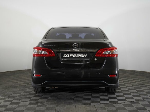 2014 Nissan Sentra VII (B17), чёрный - вид 4
