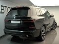 2025 BMW X7 40d I (G07) Рестайлинг, чёрный - вид 1