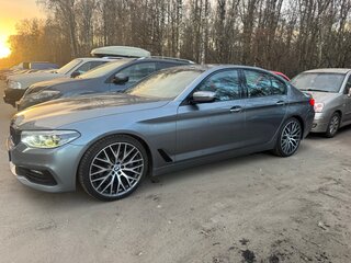 2017 BMW 5 серии 520d VII (G30/G31/G38), серый, 2690000 рублей, вид 1