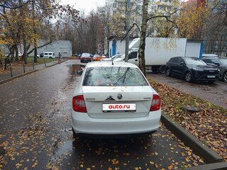 2014 Skoda Rapid I, белый, 600000 рублей, вид 3