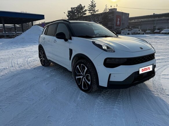 2023 Lynk & Co 01 I Рестайлинг, белый, 3500000 рублей - вид 10