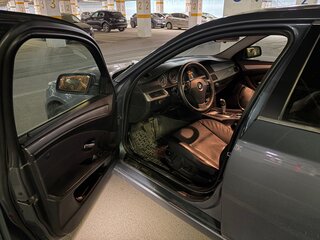2008 BMW 5 серии 520i V (E60/E61) Рестайлинг, синий, 820000 рублей, вид 4