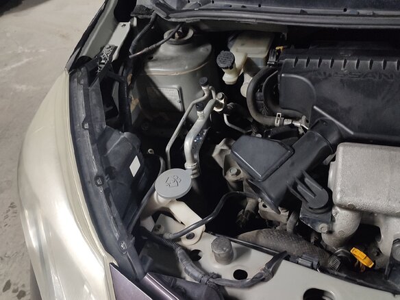 2012 Nissan Note II, фиолетовый, 747000 рублей - вид 18