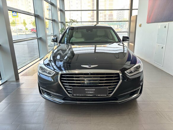 2018 Genesis G90 Limousine I, чёрный - вид 2