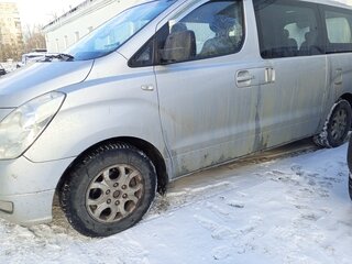 2010 Hyundai Grand Starex I, серый, 1320000 рублей, вид 2