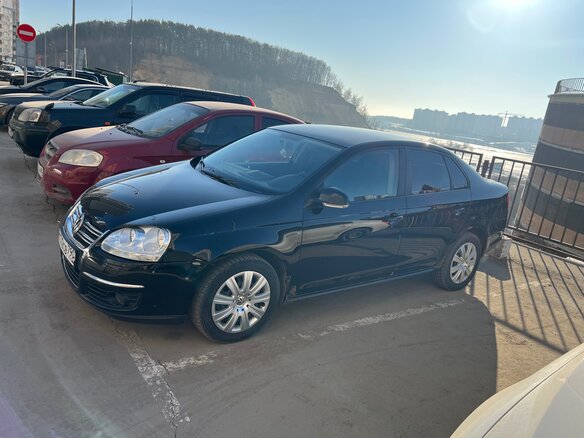 2008 Volkswagen Jetta V, чёрный, 600000 рублей