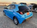 2022 Toyota Yaris IV, синий, 1030000 рублей - вид 5