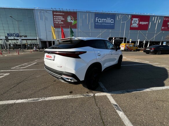 2024 Omoda C5 I, белый, 1900000 рублей - вид 4