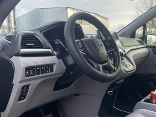 2017 Honda Odyssey (North America) 9-speed V, серый, 2550000 рублей, вид 5