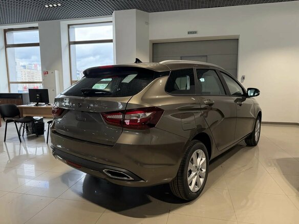 2026 Lada (ВАЗ) Vesta SW I Рестайлинг (NG), коричневый, 1992000 рублей - вид 3