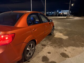 2010 Kia Rio II Рестайлинг, оранжевый, 450000 рублей, вид 3