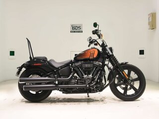2023 Harley-Davidson Street Bob, чёрный, 1450000 рублей, вид 2