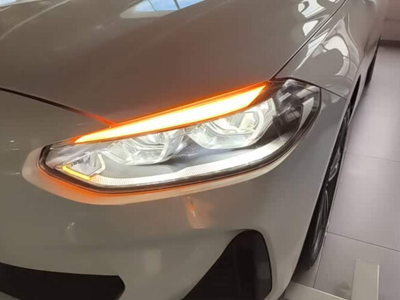 2021 BMW 1 серии 120i III (F52) Рестайлинг, белый - вид 13