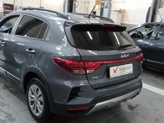 2021 Kia Rio X IV Рестайлинг, серый, 1599000 рублей, вид 4