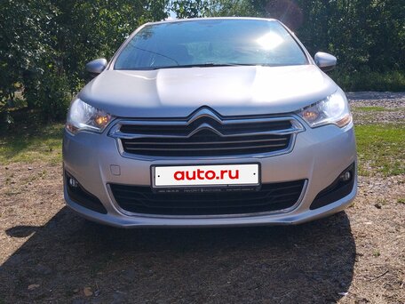 2014 Citroen C4 II, серебристый, вид 1