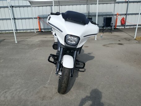 2024 Harley-Davidson Street Glide, белый, 2143000 рублей, вид 2