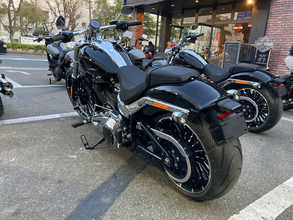 2025 Harley-Davidson Breakout, чёрный, 2300000 рублей - вид 5