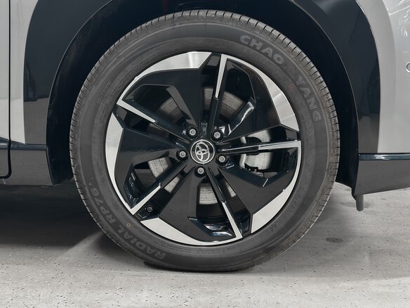 2026 Toyota bZ3X 58.3 kWh, серый, 2980000 рублей - вид 5