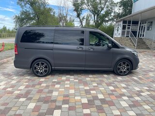 2019 Mercedes-Benz V-Класс Long 250 d длинный III (W447) Рестайлинг, серый, 8000000 рублей, вид 3