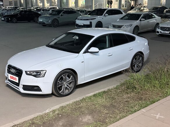2013 Audi A5 I (8T) Рестайлинг, белый, 1800000 рублей - вид 3